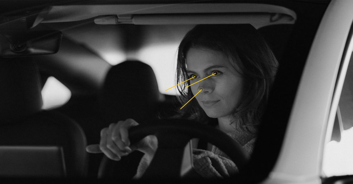 Neonode | White Papers | Advanced Driver Distraction Warning
